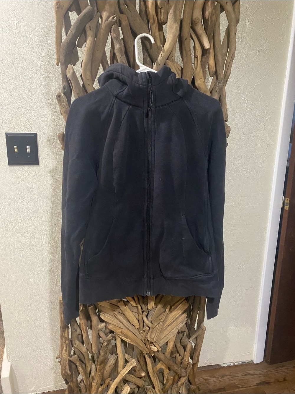 Lulu define jacket